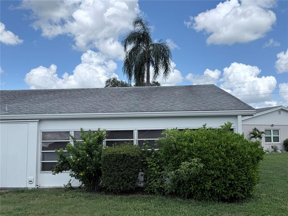 For Sale: $124,900 (2 beds, 2 baths, 960 Square Feet)