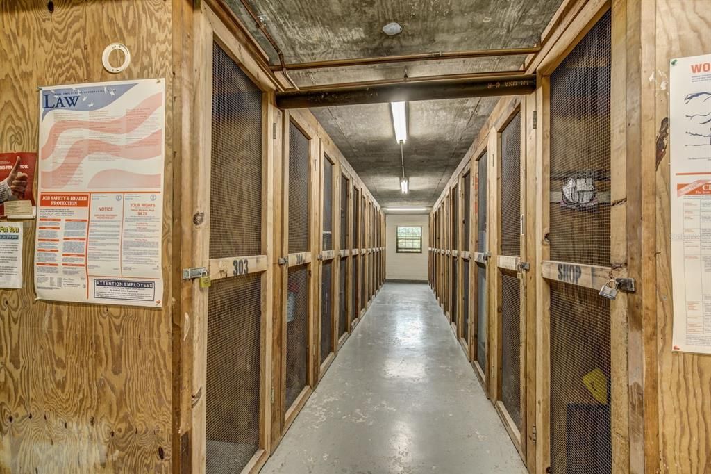 На продажу: $299,900 (3 спален, 2 ванн, 1373 Квадратных фут)