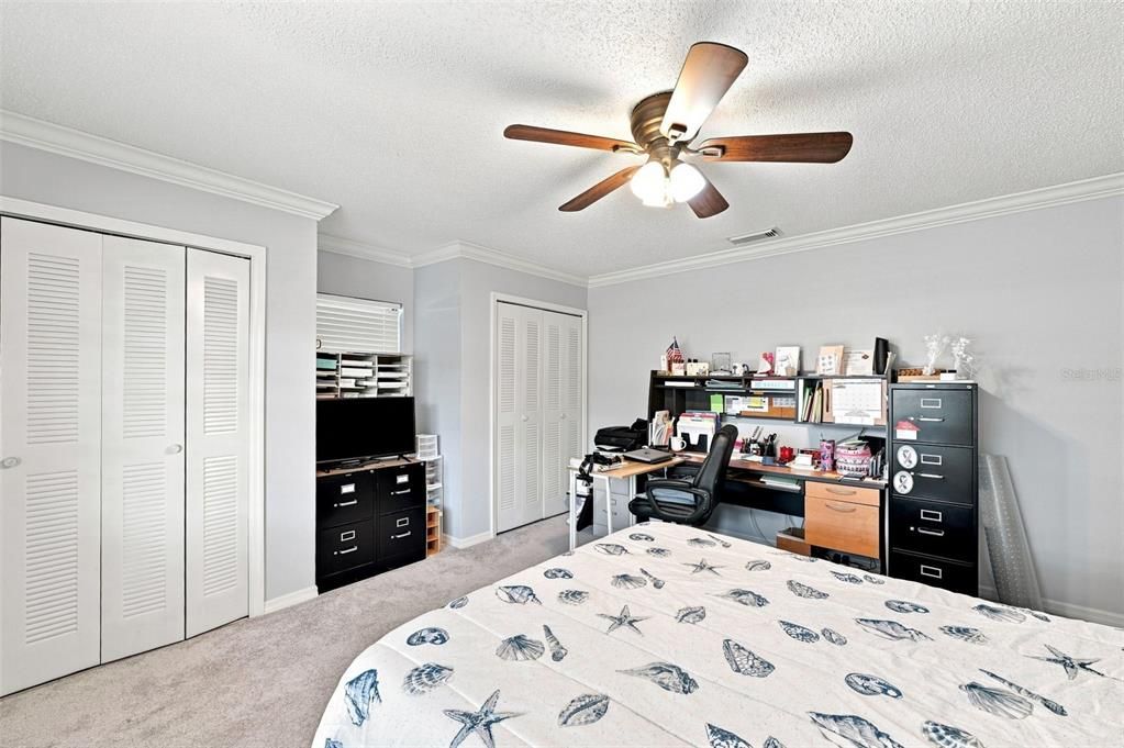 For Sale: $215,000 (2 beds, 2 baths, 1857 Square Feet)