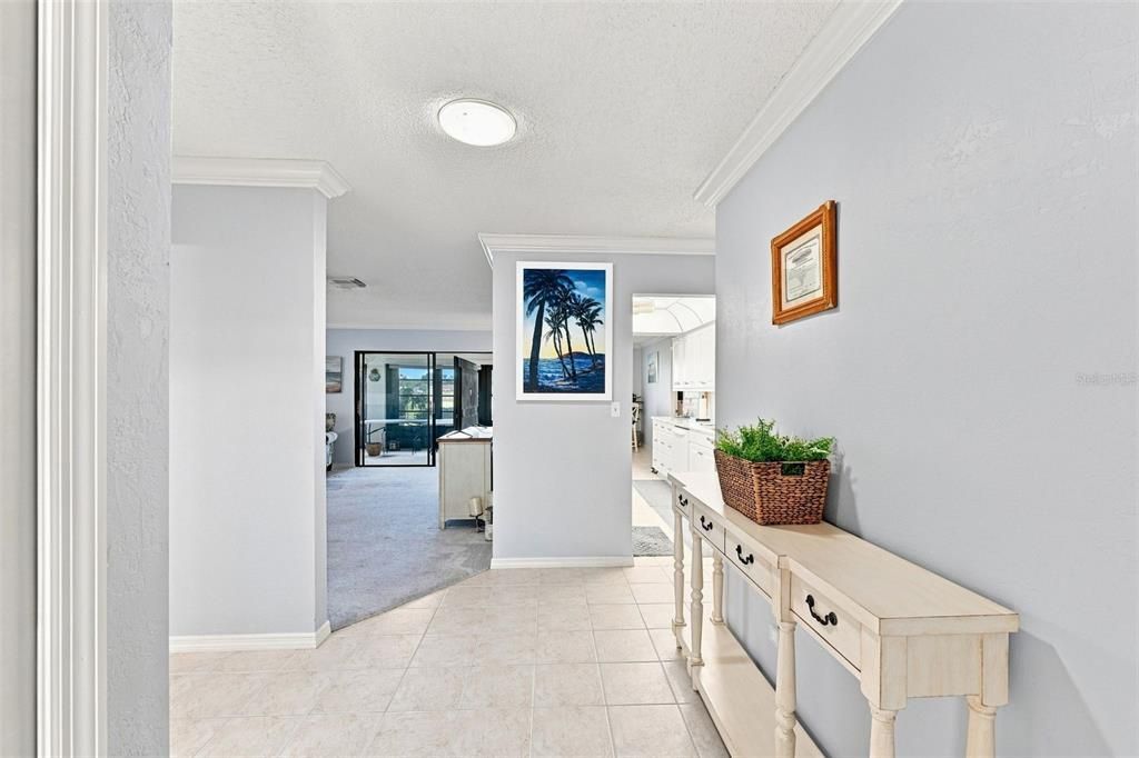 For Sale: $215,000 (2 beds, 2 baths, 1857 Square Feet)