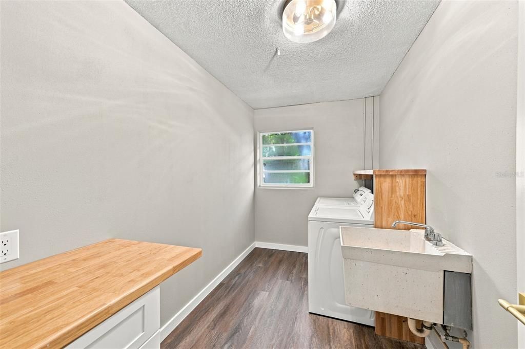 En Venta: $495,000 (4 camas, 2 baños, 1773 Pies cuadrados)