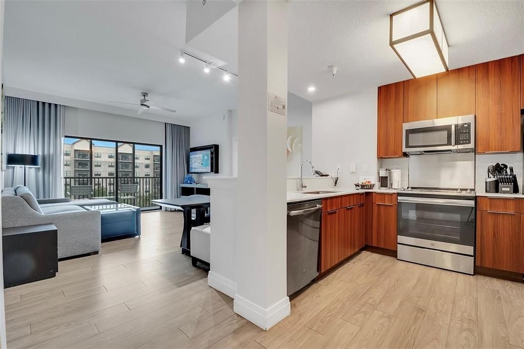 En Venta: $184,900 (2 camas, 2 baños, 1375 Pies cuadrados)