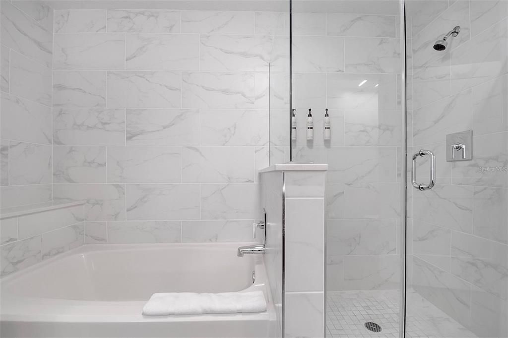 En Venta: $184,900 (2 camas, 2 baños, 1375 Pies cuadrados)