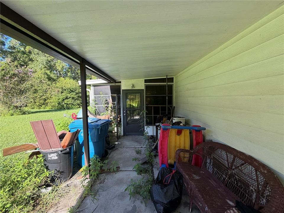 For Sale: $99,900 (3 beds, 2 baths, 1344 Square Feet)