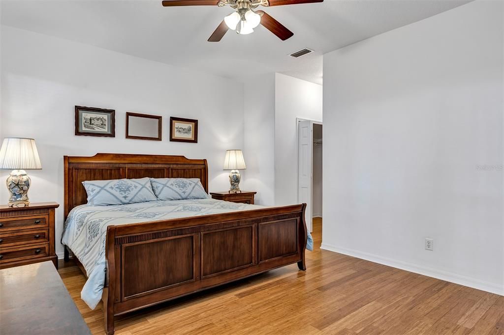 For Sale: $345,000 (3 beds, 2 baths, 1819 Square Feet)