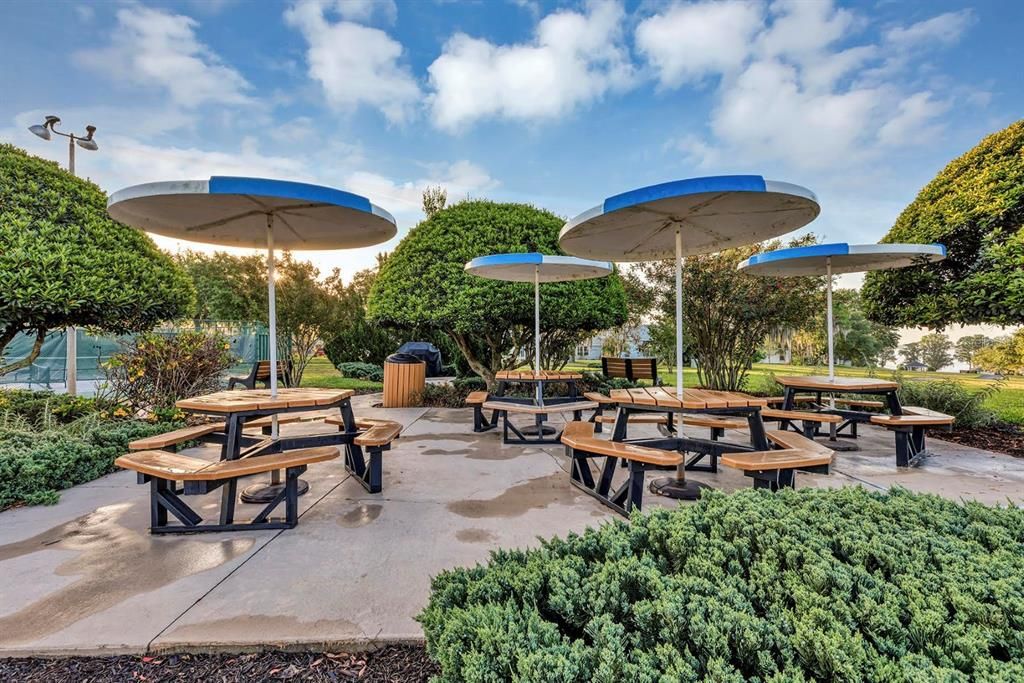 For Sale: $345,000 (3 beds, 2 baths, 1819 Square Feet)