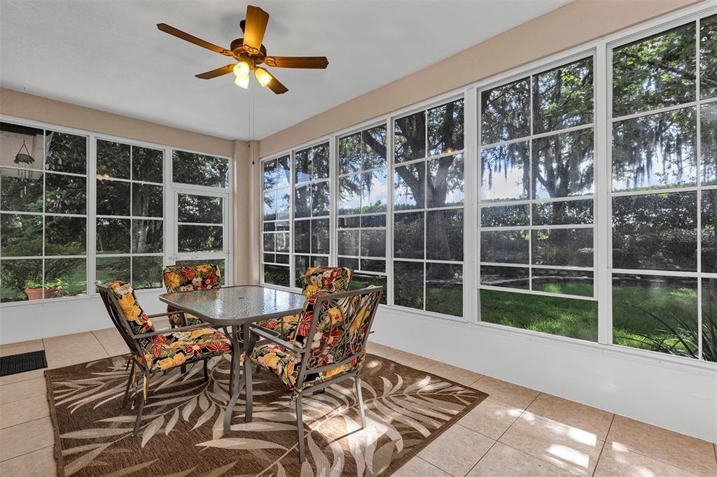 For Sale: $345,000 (3 beds, 2 baths, 1819 Square Feet)