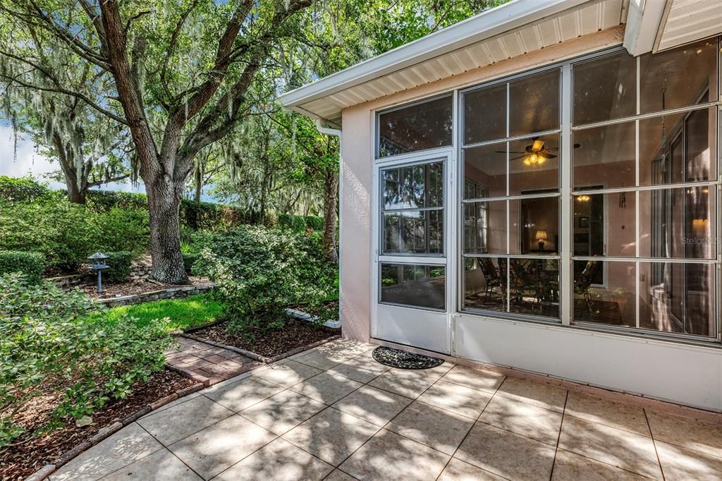 For Sale: $345,000 (3 beds, 2 baths, 1819 Square Feet)