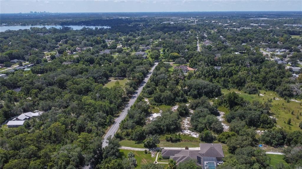 На продажу: $350,000 (4.72 acres)