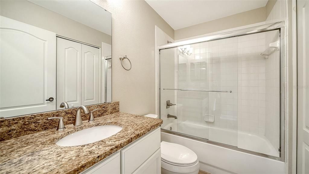 For Sale: $295,000 (2 beds, 2 baths, 1238 Square Feet)