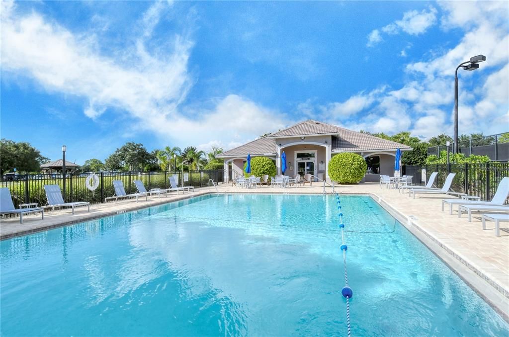For Sale: $295,000 (2 beds, 2 baths, 1238 Square Feet)
