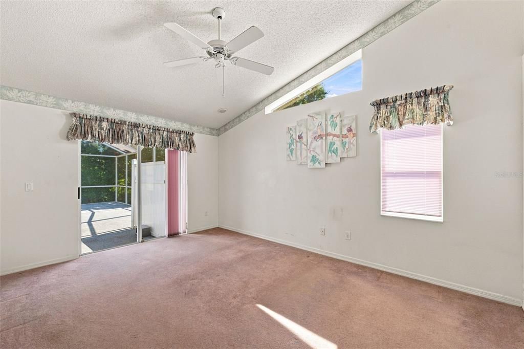 En Venta: $334,900 (2 camas, 2 baños, 1808 Pies cuadrados)