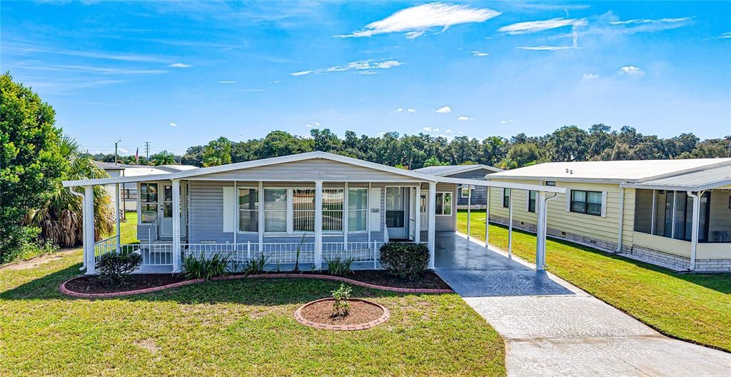 For Sale: $205,000 (2 beds, 2 baths, 1276 Square Feet)
