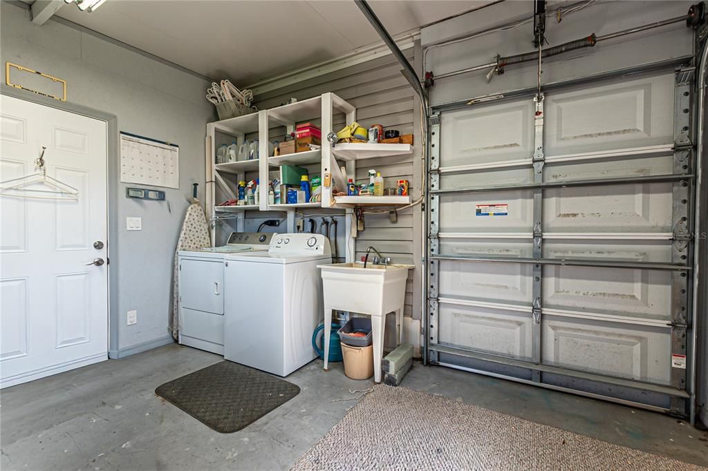 For Sale: $205,000 (2 beds, 2 baths, 1276 Square Feet)