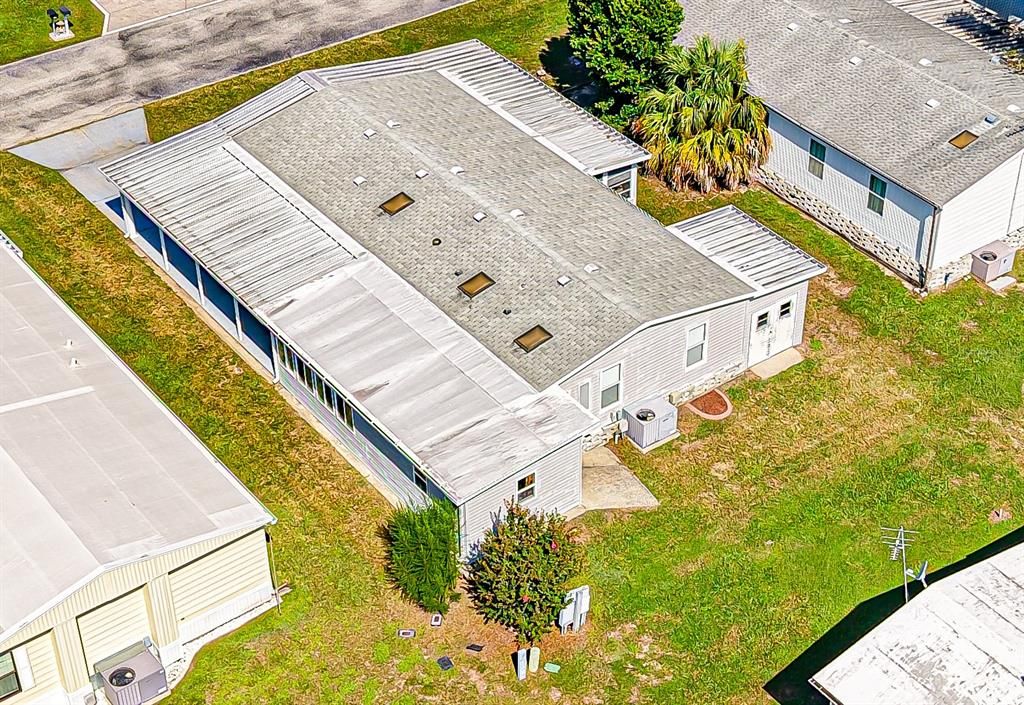 For Sale: $205,000 (2 beds, 2 baths, 1276 Square Feet)