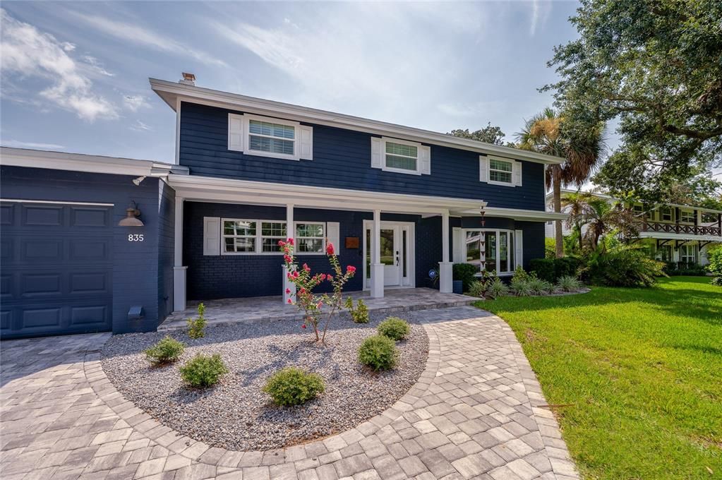 For Sale: $1,099,000 (5 beds, 4 baths, 3112 Square Feet)