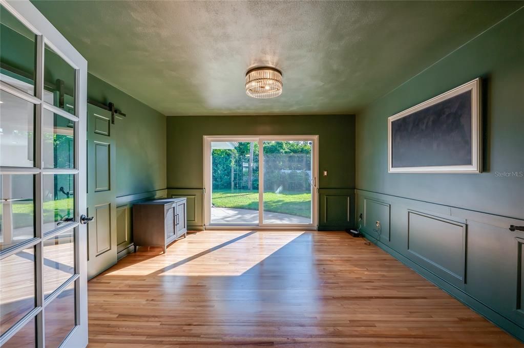 For Sale: $1,099,000 (5 beds, 4 baths, 3112 Square Feet)