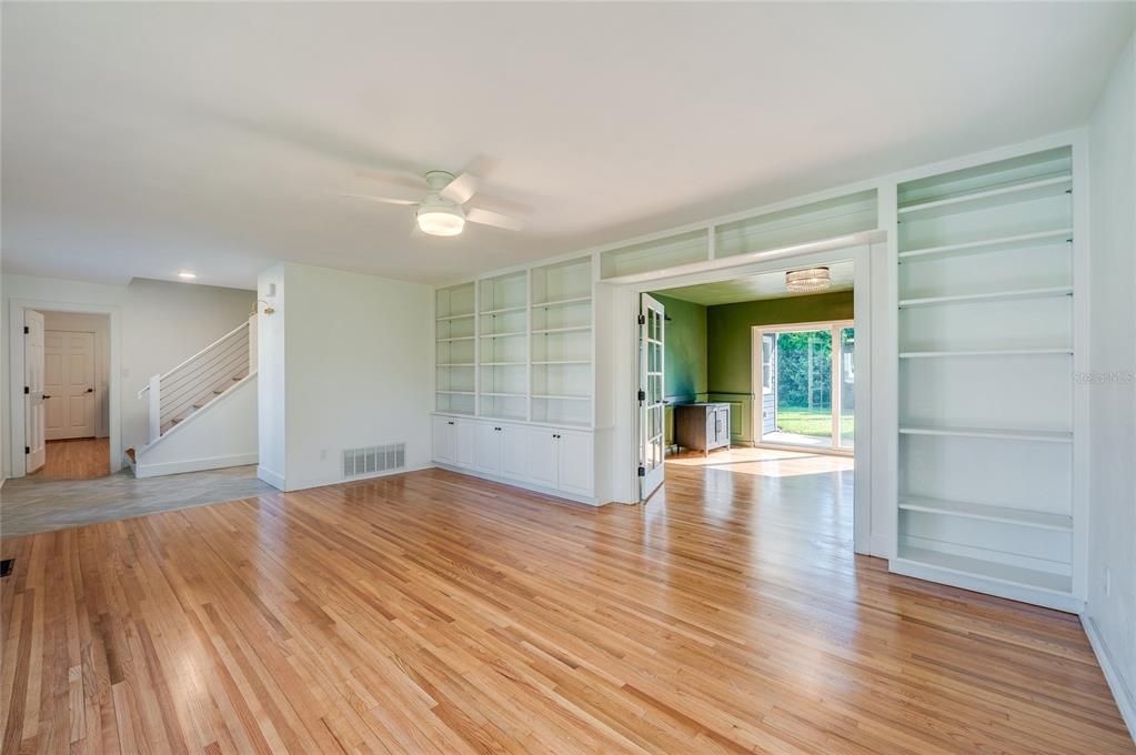For Sale: $1,099,000 (5 beds, 4 baths, 3112 Square Feet)