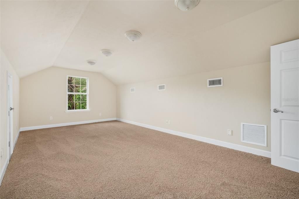 For Sale: $449,900 (3 beds, 2 baths, 2250 Square Feet)