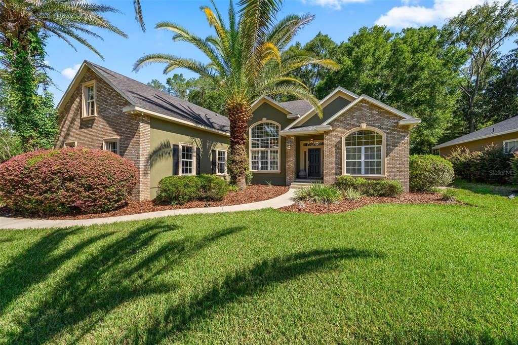 For Sale: $449,900 (3 beds, 2 baths, 2250 Square Feet)