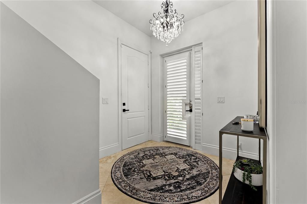 En Venta: $1,370,000 (3 camas, 3 baños, 2389 Pies cuadrados)