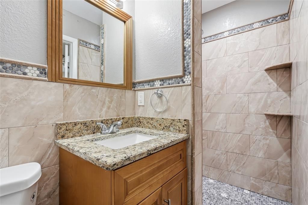 For Rent: $2,600 (4 beds, 2 baths, 1809 Square Feet)