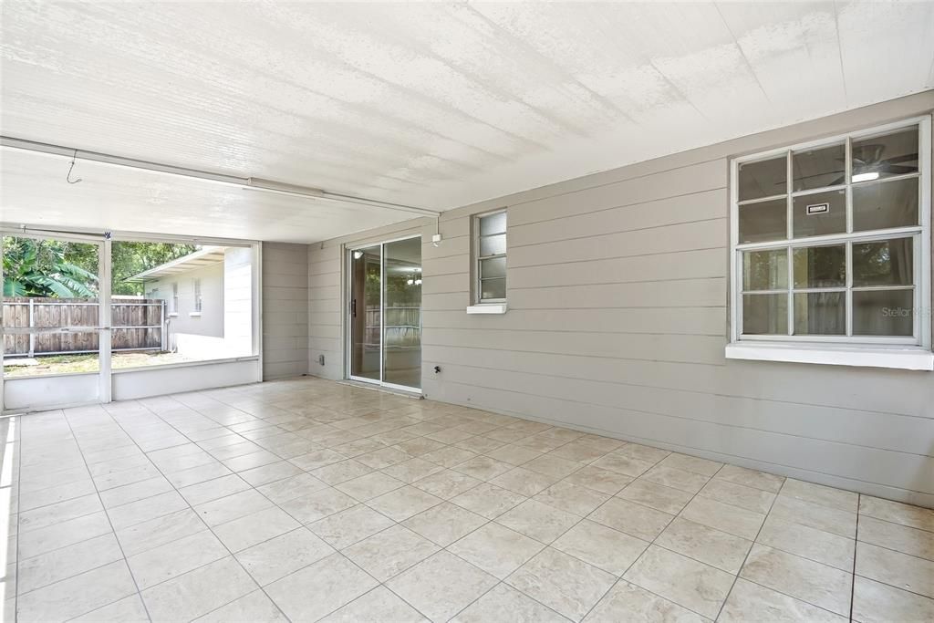 For Rent: $2,600 (4 beds, 2 baths, 1809 Square Feet)