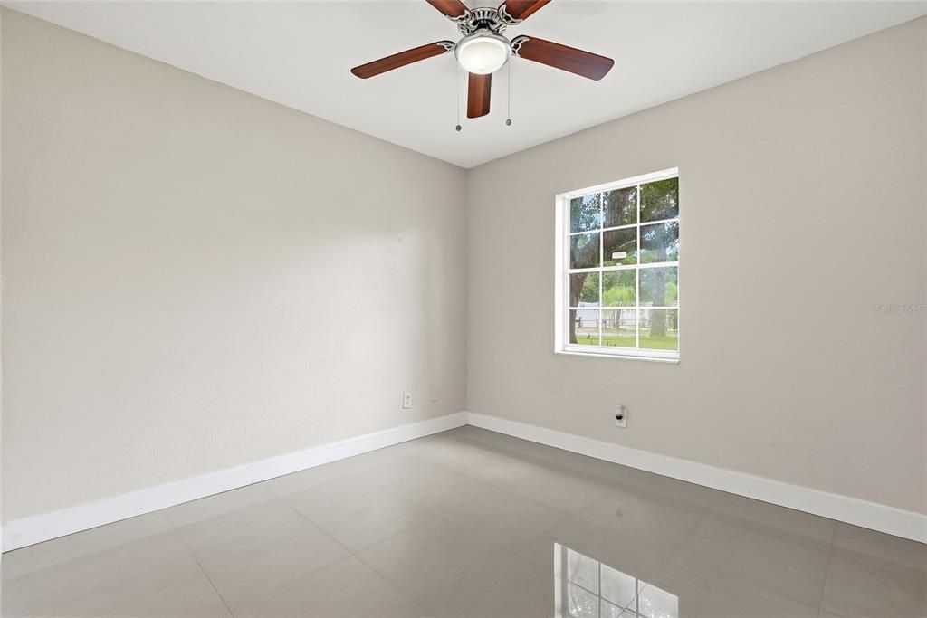 For Rent: $2,600 (4 beds, 2 baths, 1809 Square Feet)