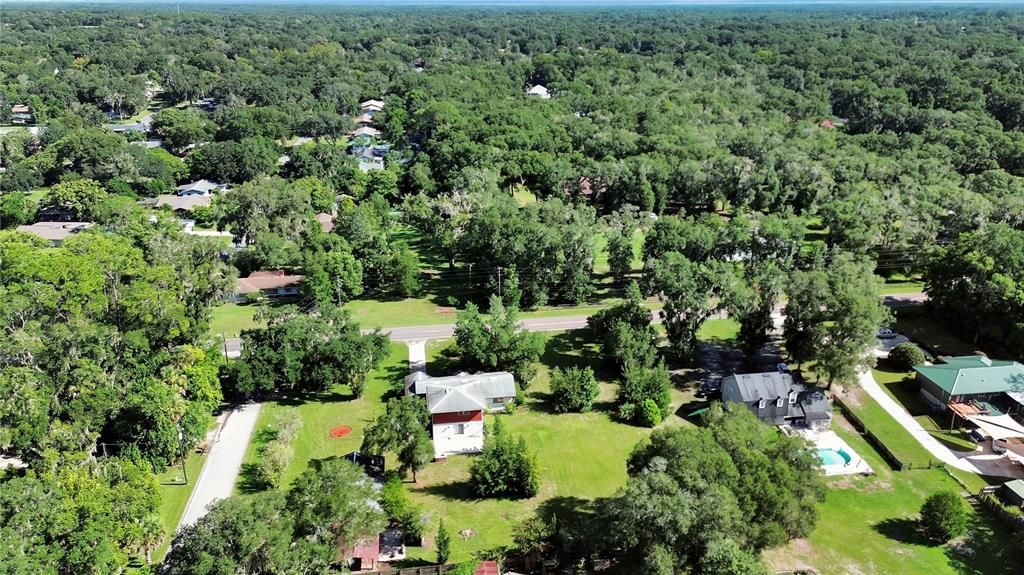 En Venta: $494,000 (4 camas, 2 baños, 2598 Pies cuadrados)