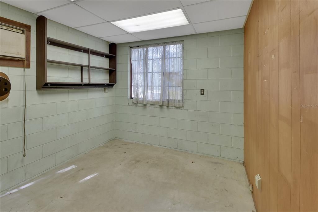 En Venta: $494,000 (4 camas, 2 baños, 2598 Pies cuadrados)