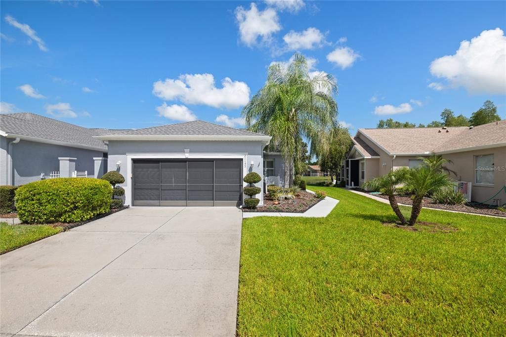 For Sale: $319,900 (2 beds, 2 baths, 1455 Square Feet)