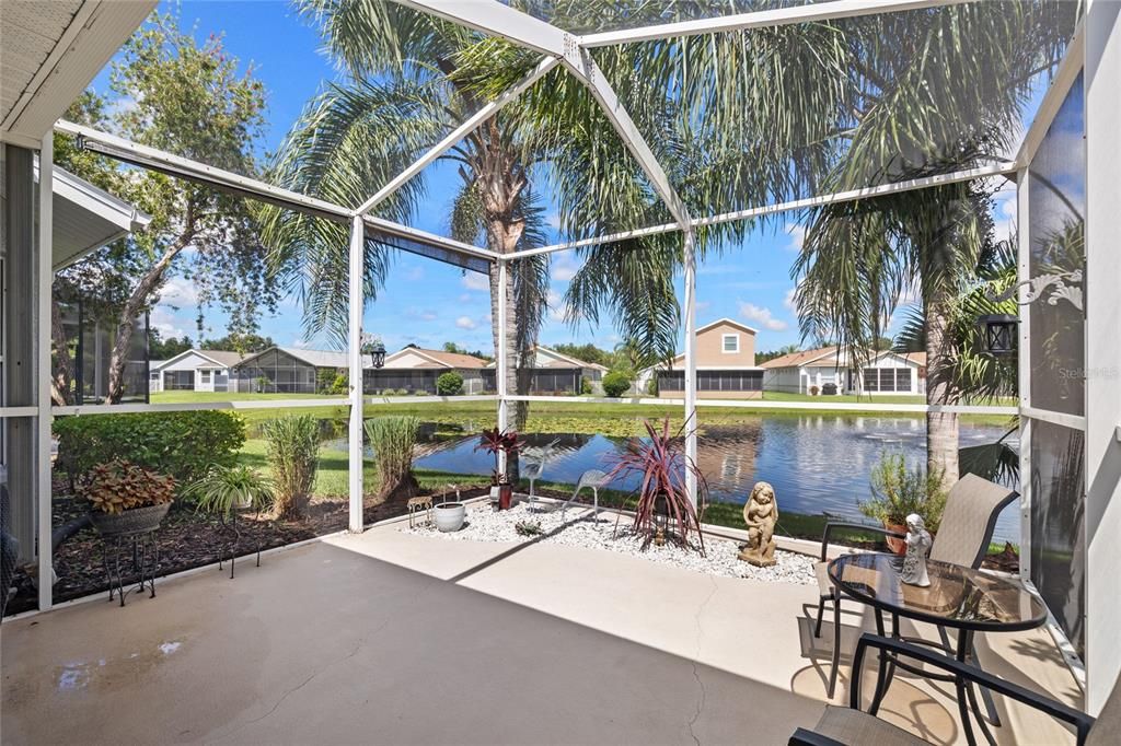 For Sale: $319,900 (2 beds, 2 baths, 1455 Square Feet)