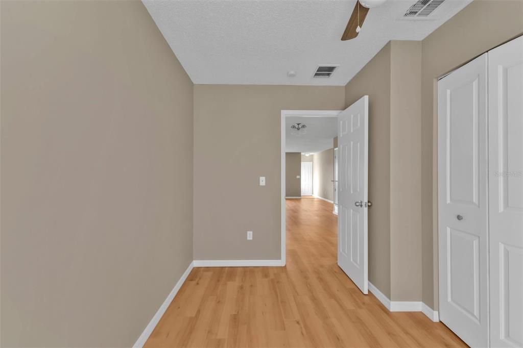 На продажу: $249,900 (3 спален, 2 ванн, 1517 Квадратных фут)
