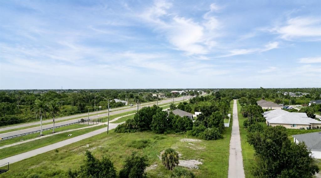 待售: $299,000 (0.52 acres)