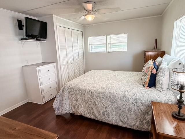 For Sale: $235,000 (3 beds, 2 baths, 1288 Square Feet)