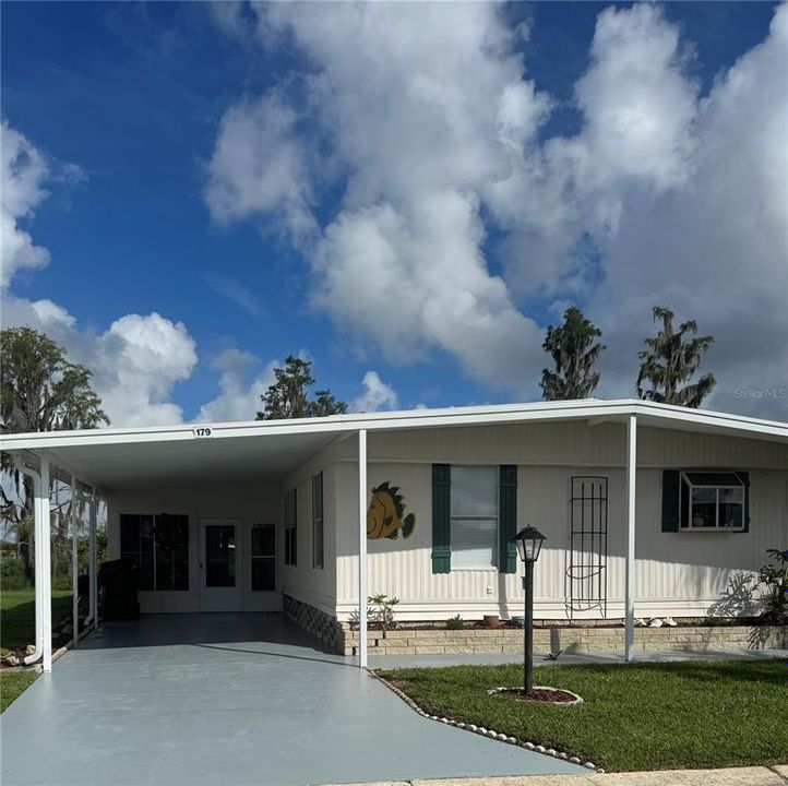 For Sale: $235,000 (3 beds, 2 baths, 1288 Square Feet)