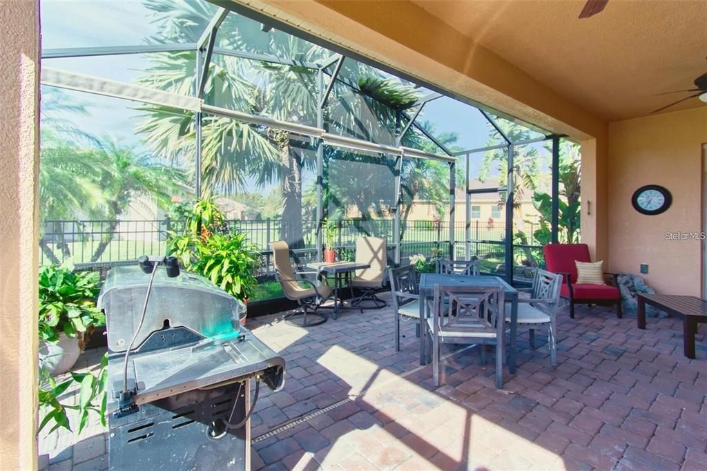 For Rent: $2,300 (2 beds, 2 baths, 2101 Square Feet)