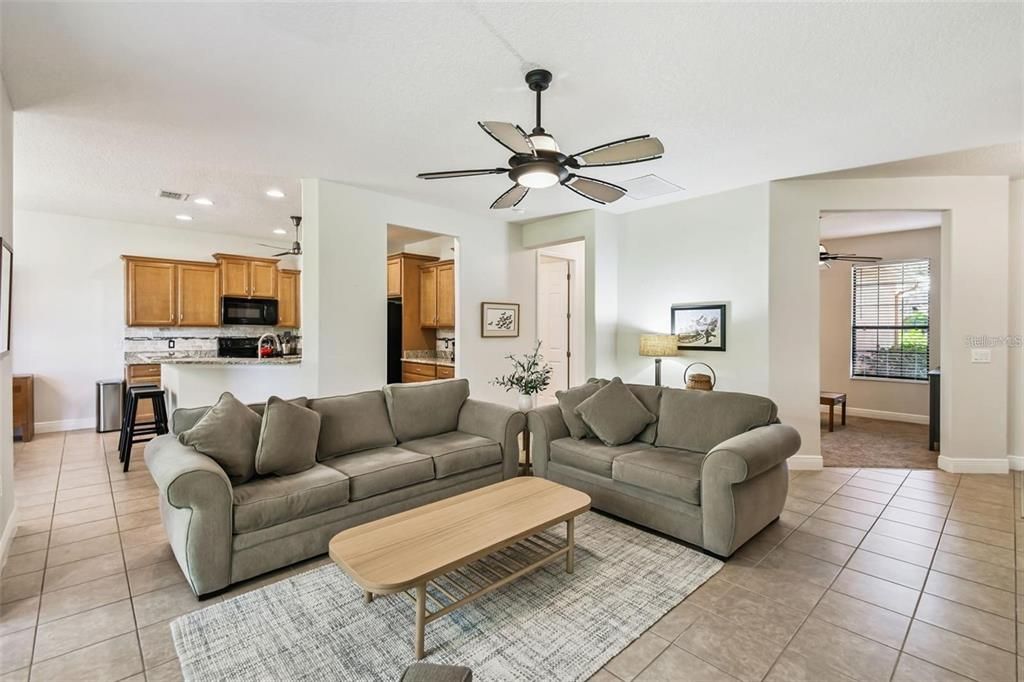 For Rent: $2,000 (2 beds, 2 baths, 1548 Square Feet)