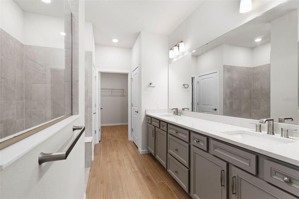 For Sale: $595,000 (3 beds, 2 baths, 2000 Square Feet)