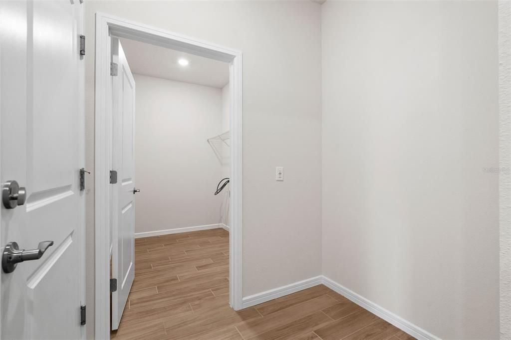 For Sale: $595,000 (3 beds, 2 baths, 2000 Square Feet)