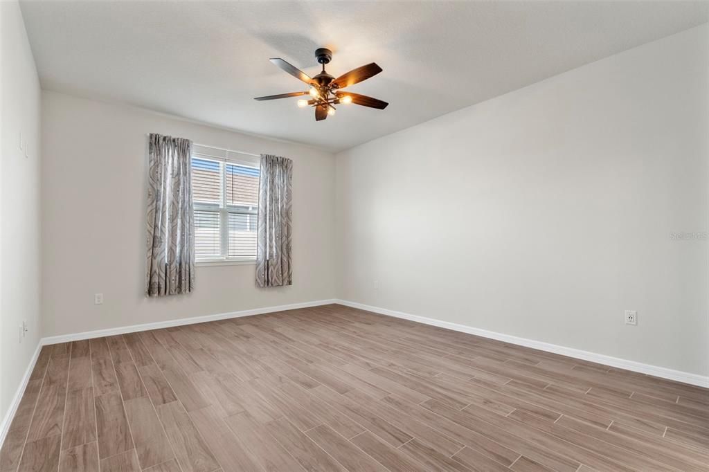 For Sale: $595,000 (3 beds, 2 baths, 2000 Square Feet)