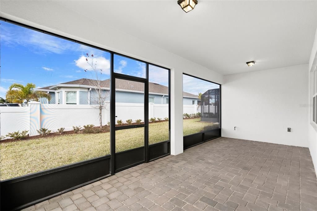 For Sale: $595,000 (3 beds, 2 baths, 2000 Square Feet)