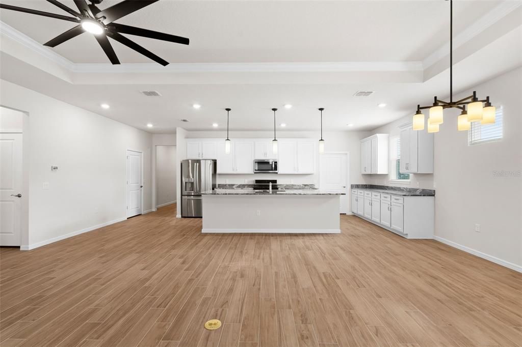 For Sale: $595,000 (3 beds, 2 baths, 2000 Square Feet)