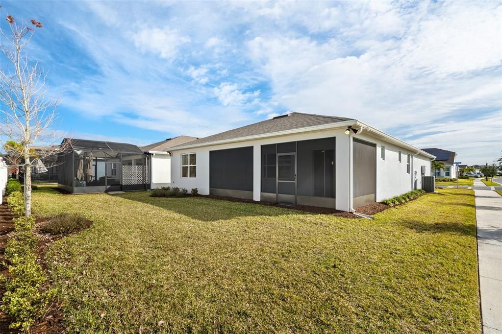 For Sale: $595,000 (3 beds, 2 baths, 2000 Square Feet)