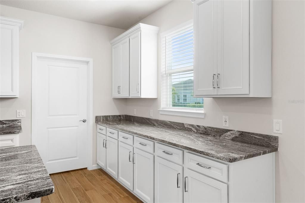 For Sale: $595,000 (3 beds, 2 baths, 2000 Square Feet)
