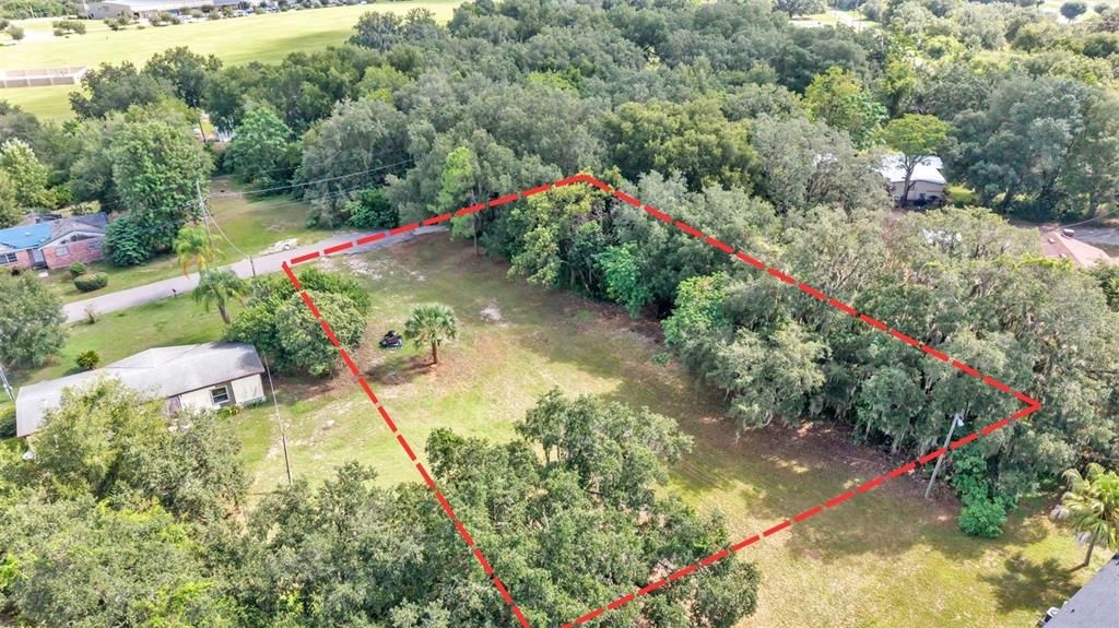 En Venta: $66,000 (0.62 acres)