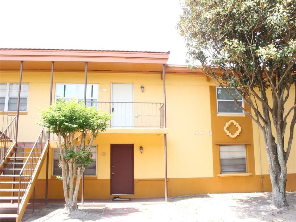 En Renta: $1,600 (3 camas, 2 baños, 820 Pies cuadrados)