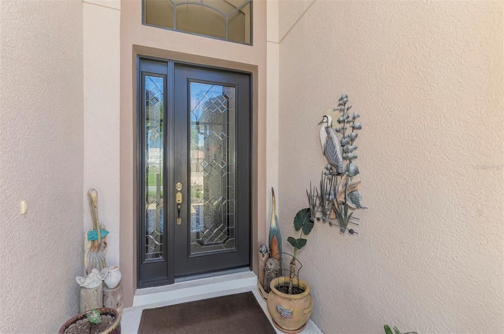 Activo con contrato: $530,000 (3 camas, 2 baños, 2207 Pies cuadrados)