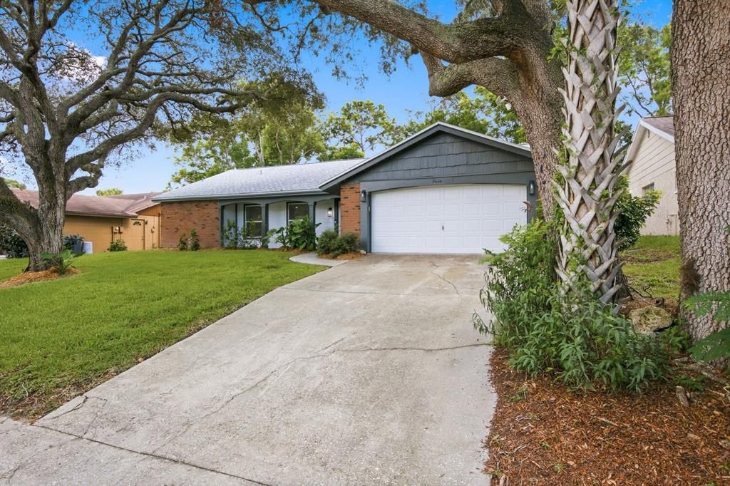 For Sale: $295,000 (3 beds, 3 baths, 1519 Square Feet)