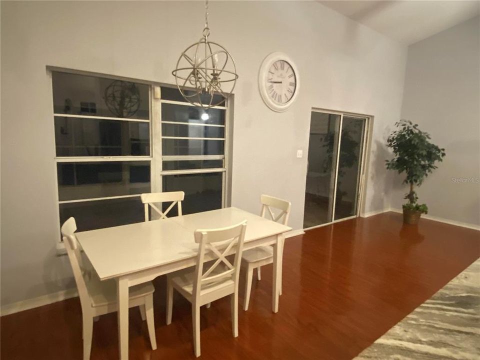 В аренду: $3,500 (4 спален, 2 ванн, 2267 Квадратных фут)